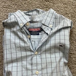 Vineyard vines button up